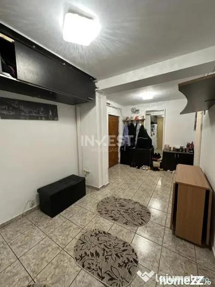 Apartament cu 3 camere decomandat în Canta
