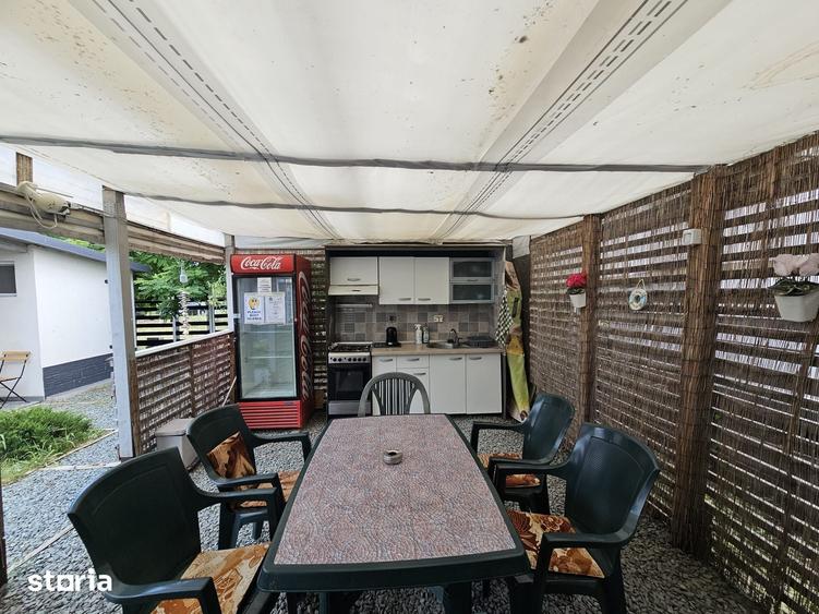 Casă cu 7 camere cu Teren 500 Mp în Central