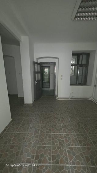 Spațiu comercial, de 91 mp, în Central