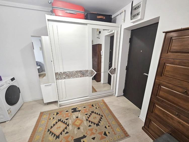 Garsonieră decomandată în Drumul Taberei