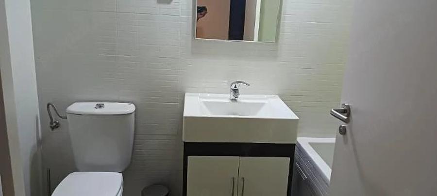 Apartament cu 5 camere decomandat în Basarabia