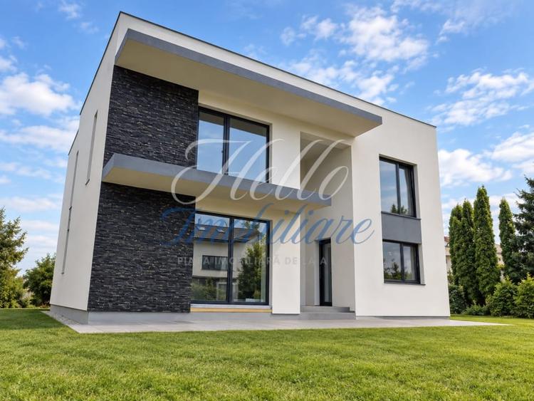 Casă individuală cu 5 camere cu Canalizare în Europa