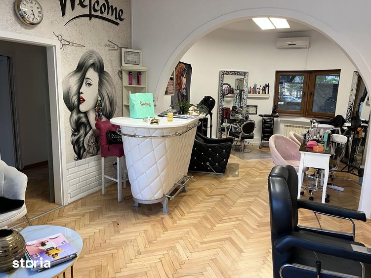 Apartament cu 3 camere în Victoriei