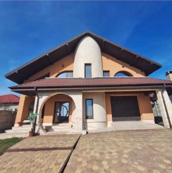 Casă cu 4 camere în Șendreni