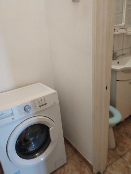 Apartament cu 2 camere semidecomandat în Hipodrom