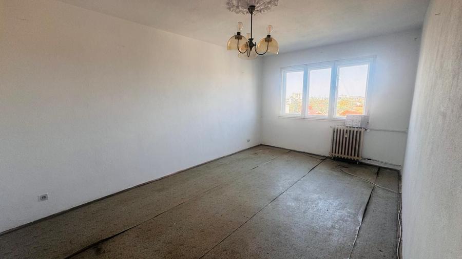 Apartament cu 3 camere decomandat în Aurel Vlaicu