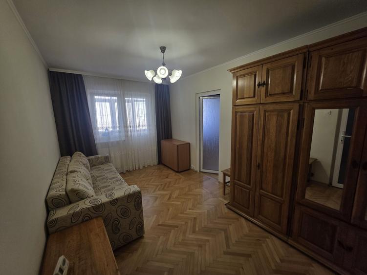 Apartament cu 2 camere semidecomandat în Găvana