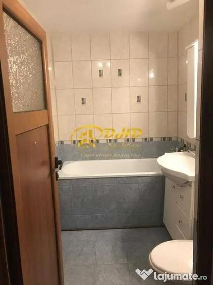 Apartament cu 2 camere decomandat în Nicolina
