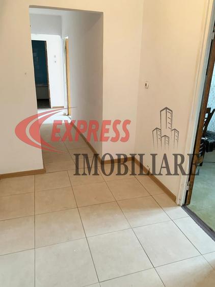 Apartament cu 3 camere decomandat în Dristor