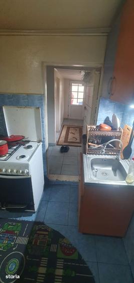 Casă cu 3 camere cu Teren 200 Mp în Central