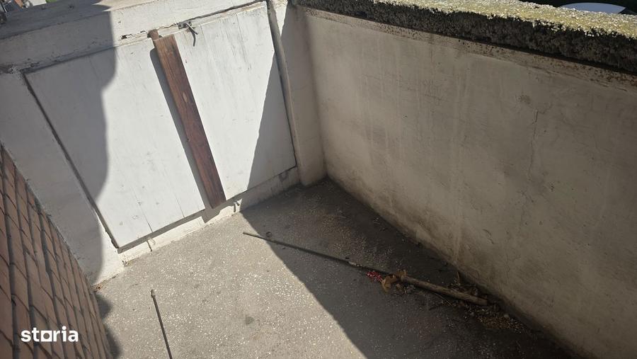 Apartament cu 2 camere decomandat în Zamfirescu