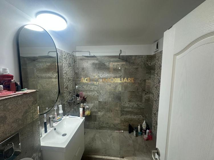 3 Camere de vanzare | Crangasi | Metrou | Centrala | Bloc anvelopat - 5