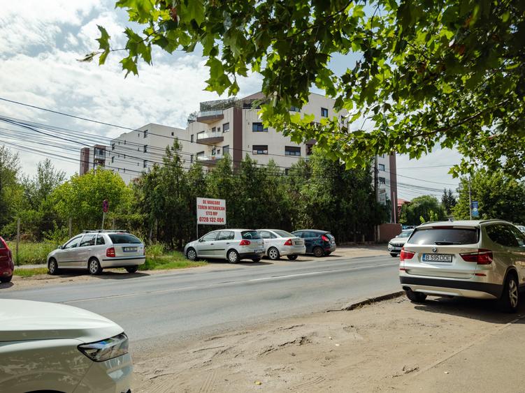 Teren Construcții intravilan de 1773 mp, în Prelungirea Ghencea