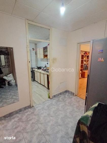 3 Camere, et.1, 1980, 2 bai, zona Pacii, Militari