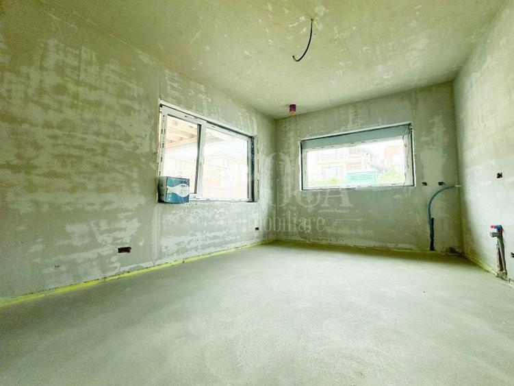 Duplex cu 4 camere cu Canalizare în Iris