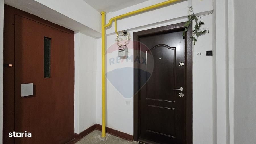 Apartament cu 3 camere decomandat în Burdujeni