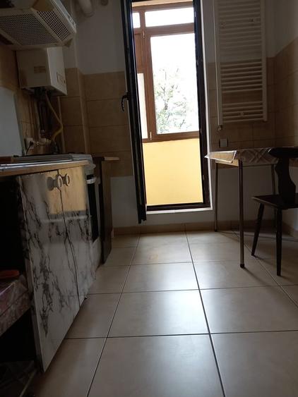 Garsonieră decomandată în Unirii