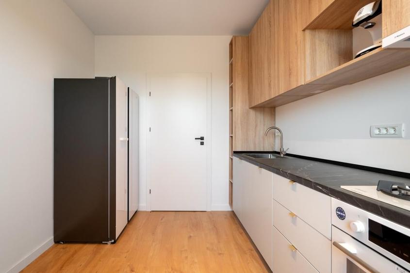 Apartament cu 2 camere decomandat, mobilat în Tunari