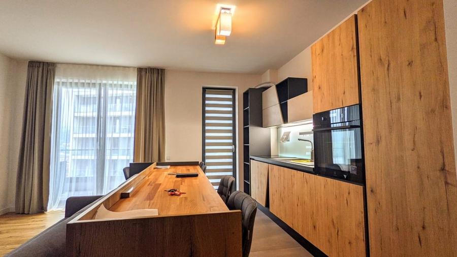 Apartament cu 2 camere semidecomandat în Zorilor