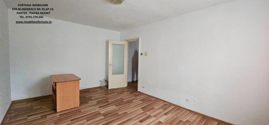 Garsonieră decomandată în Central