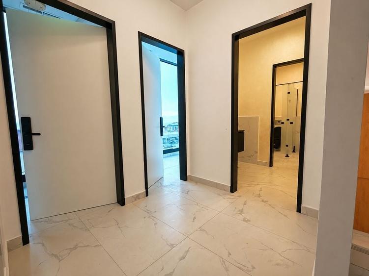 Birou, de 1,647.4000244141 mp, în Calea Turzii