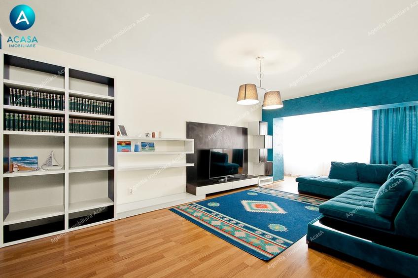 Apartament cu 3 camere decomandat în Faleză