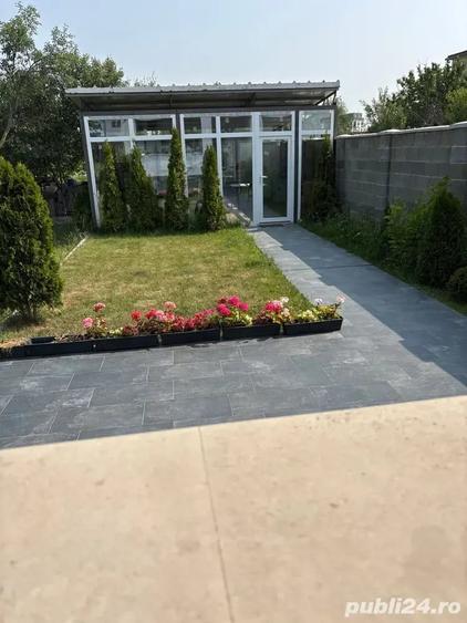Casă cu 5 camere cu Teren 280 Mp în Lipovei