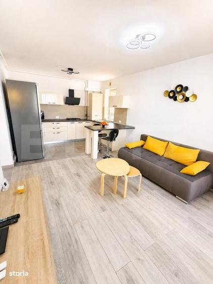 Apartament cu 2 camere | Coresi | Parcare + Boxa | - 2
