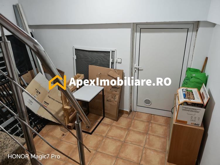 Spațiu comercial, de 220 mp, în Vitan Mall