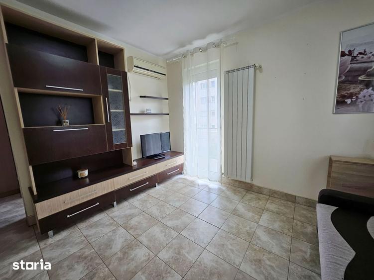 Garsonieră decomandată în Micălaca