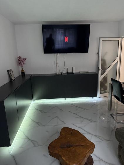 Apartament cu 2 camere semidecomandat în Malu Roșu