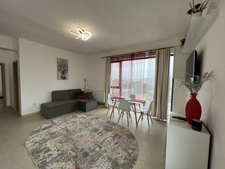 Apartament cu 2 camere, mobilat în Tomis Nord