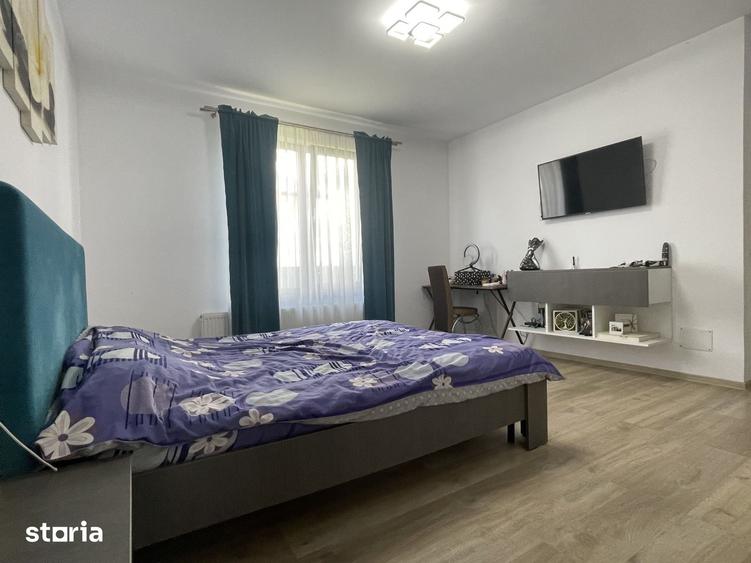 Casă cu 4 camere cu Teren 500 Mp în Central