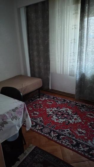 Colega de apartament - 3