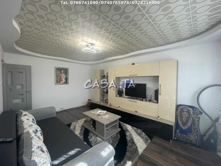 Apartament cu 2 camere decomandat în Central