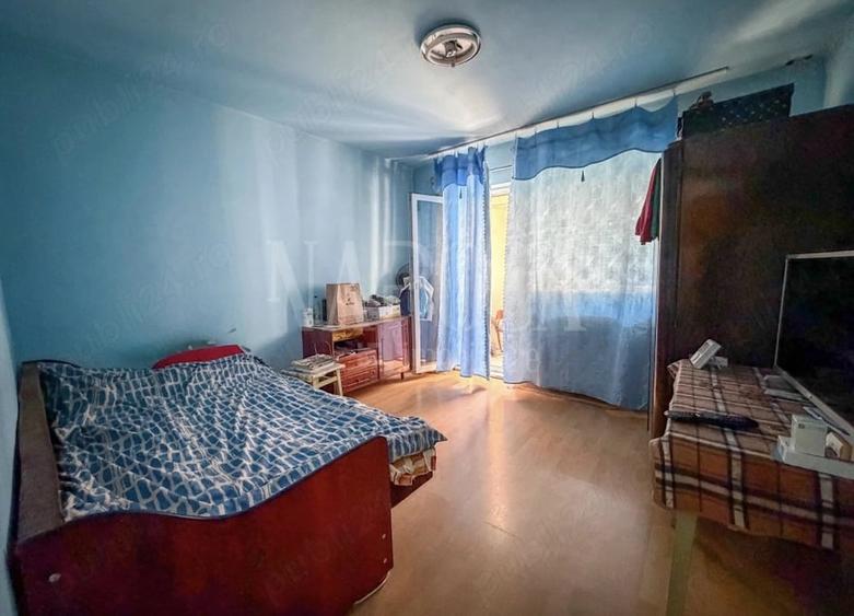 Apartament cu 3 camere decomandat în Mărăști
