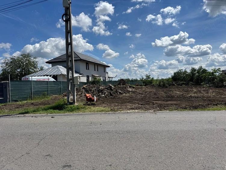 Teren de 287 mp, în Stâlpu