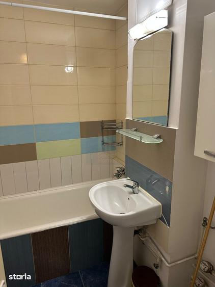 Garsoniera de Inchiriat Ramnicu Sarat -Auchan Vitan - 5