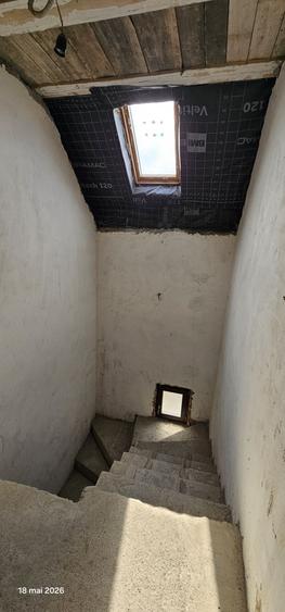 Casă cu 4 camere în Valea Adâncă