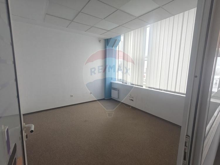 Birou, de 350 mp, în Zorilor