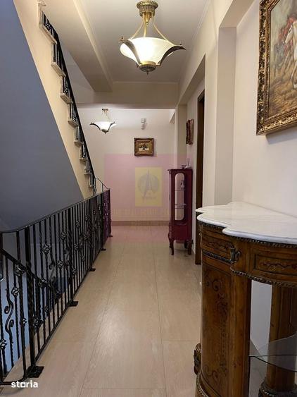 Eleganta, spatiu si confort intr-o vila deosebita, in inima Piperei - 2