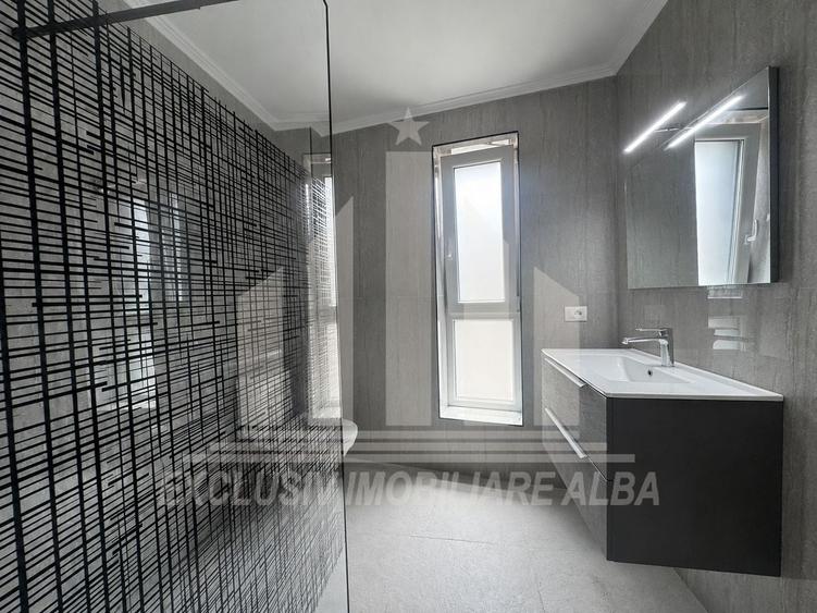 Apartament cu 3 camere circular, mobilat în Lipoveni