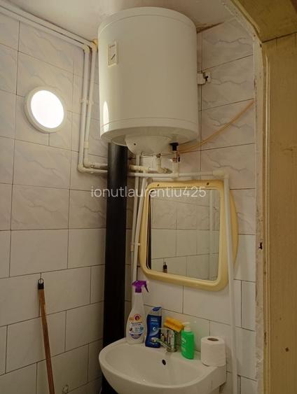 Vand garsoniera Schela