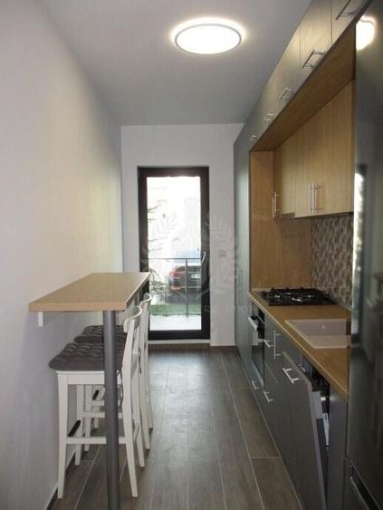 Apartament cu 2 camere decomandat, mobilat în Albert