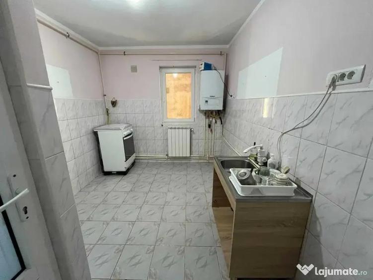 Apartament cu 3 camere decomandat în Tomis Nord