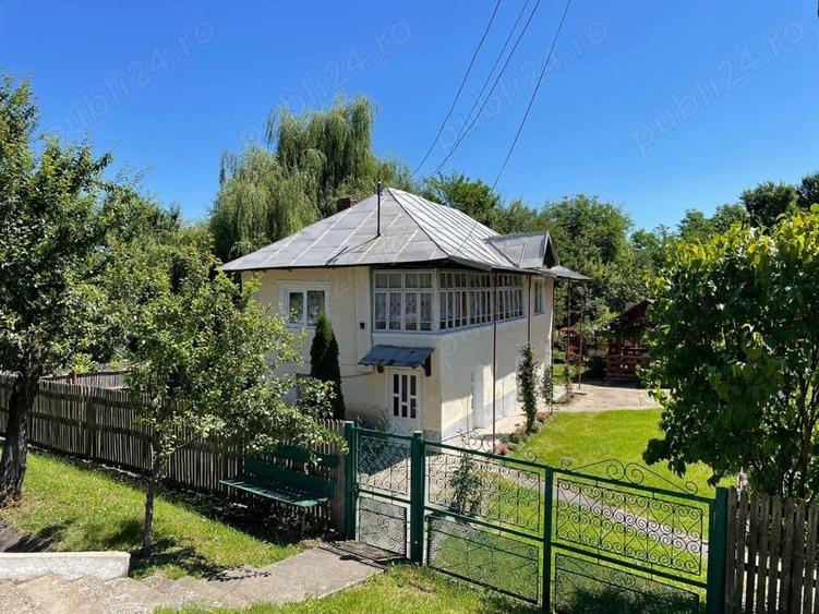 Casă cu 5 camere în Central