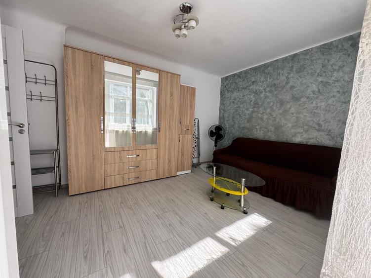 George Bacovia - Apartament 2 cam Decomandat, etaj 1, mobilat, An-1965 - 2