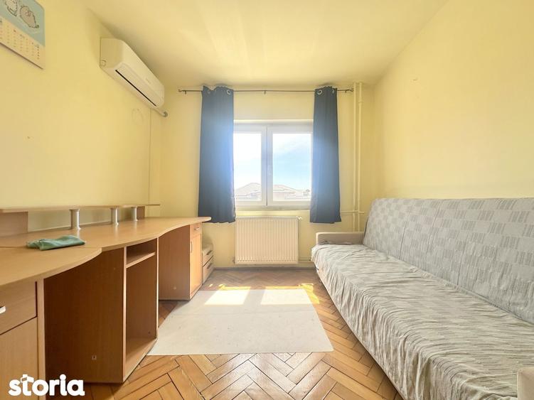 Apartament cu 3 camere de vanzare - Zona Soarelui - 6