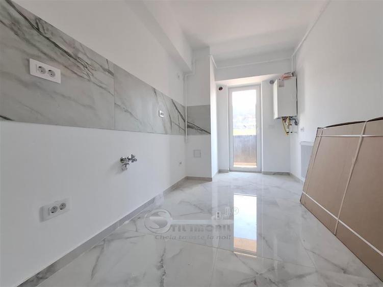 Apartament cu 2 camere decomandat în Galata