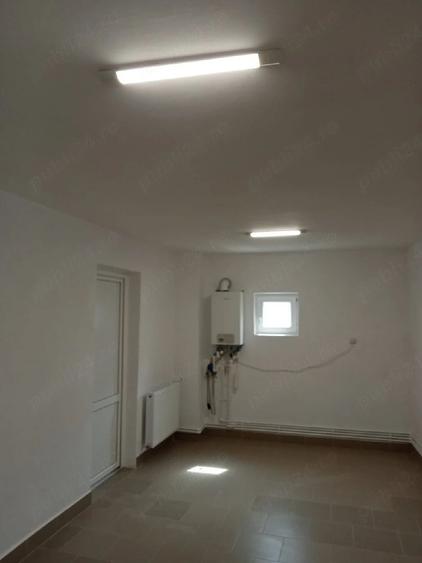 Spațiu comercial, de 120 mp, în Central